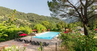 Flower Camping Le Mas de Champel campsite