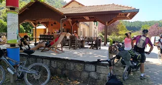 Le Quai des Haltes - Local snack