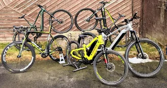 Intersport : Location VTT + remontée en minibus - Le convoyeur de La Dolce Via