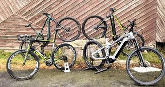 Intersport : Location VTT + remontée en minibus - Le convoyeur de La Dolce Via