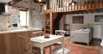 Le Hameau de la Mûre - Gîte La Bergerie