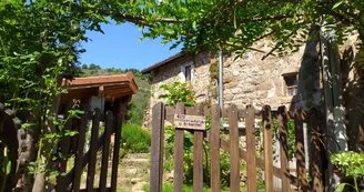 Les pentes du château de Retourtour