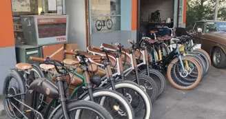 Bike rental at Garage Le Break 07 / Rayvolt Bike 07