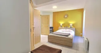 Les Blés d'Or - Gîte Les Châtaigniers Les Blés d'Or - Gîte Les Châtaigniers