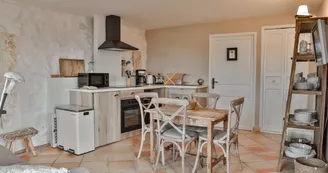 Le Hameau de la Mûre - Gîte Le Châtaignier