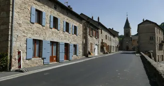 Gîte "Entre mont Gerbier-de-Jonc et lac de Devesset"