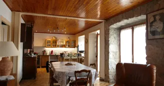 Gîte "Entre mont Gerbier-de-Jonc et lac de Devesset"