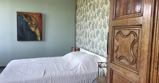 Victorine, guest room in a family home