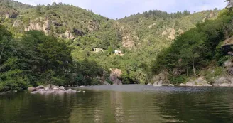 Gîte Domaine Les Cabanes
